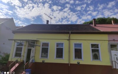 Debrecenben belvárosközeli  2 szobás szép házrész garázzsal pincével eladó