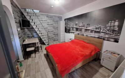 Budai Nagy Antal utcán 2 szobás kertkapcsolatos fedett teraszos szép lakás eladó